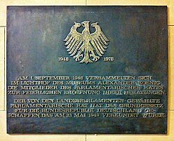 Parlamentarischer Rat schmiedet das Grundgesetz